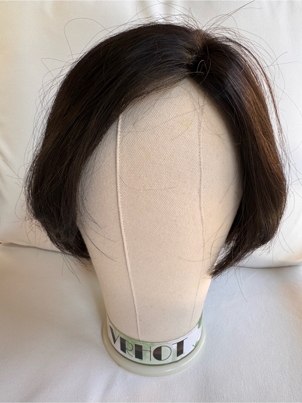Uniwigs silk part, large base hair topper